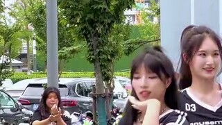Pertunjukan rambut panjang langsung ditembak