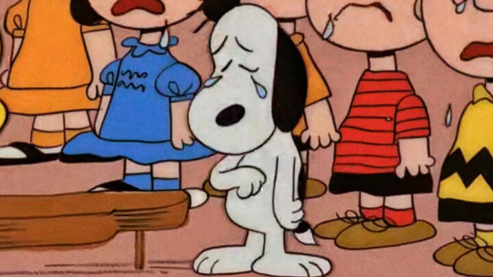 Snoopy Snoopy khóc