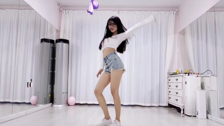 Bài tập về nhà một mình theo phong cách phụ nữ gợi cảm và oán giận