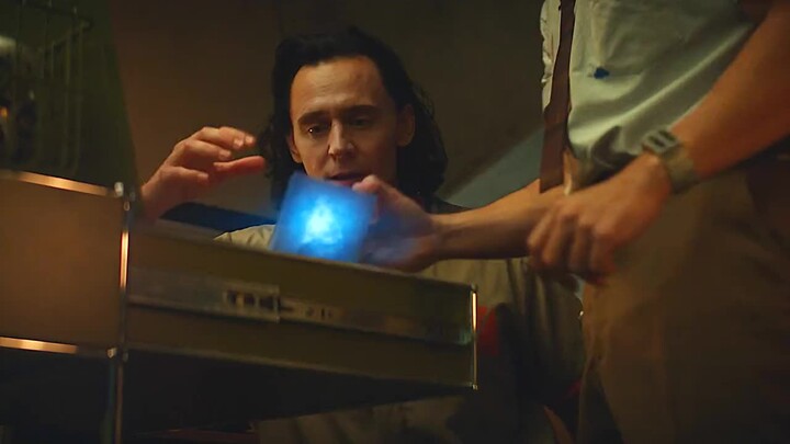 Marvel: Khi Loki nhìn thấy một ngăn kéo các Viên đá Vô cực, thế giới quan sụp đổ ngay lập tức
