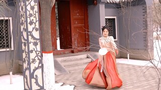 "Khiêu vũ trên băng" Ba ngàn bông hoa không bằng mắt và lông mày của em "Hoa đào mang đến phước lành
