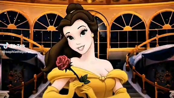 Ashtine as Belle🫣🙂‍↔️