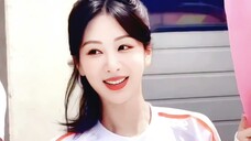 Cô ấy thật hạnh phúc! Thật xúc động, Dương Tử, bạn là niềm tự hào của chúng tôi!