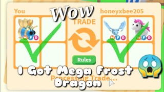 What People Trade For MEGA Neon Queen Bee | +GIVEAWAY | Roblox AdoptMe!