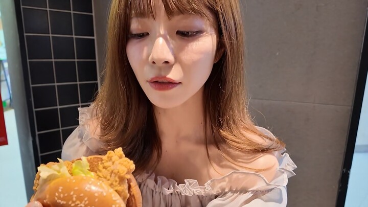 Makan KFC!