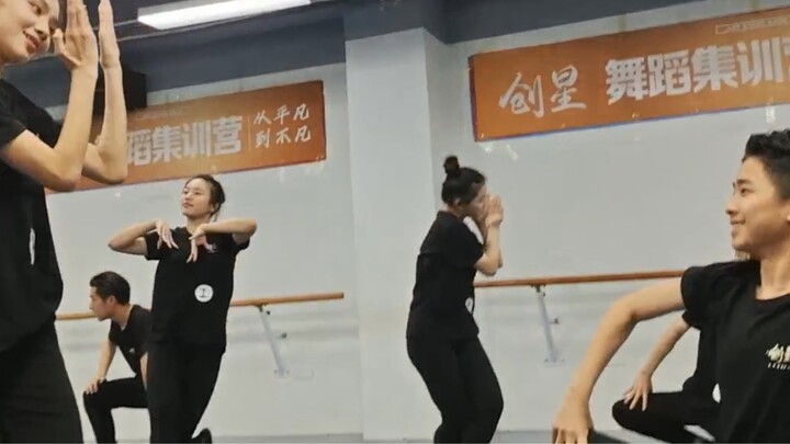 When kpop boys dance folk dance
