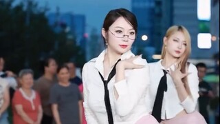 Vertical 4K | 【AOA-Oh Boy】Come with me to the office~