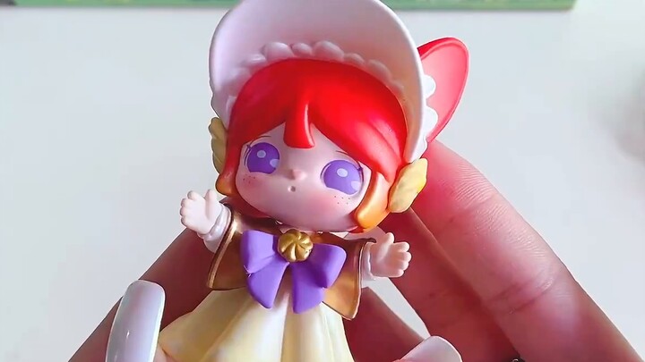 rolife Suri's Outing Series Blind Box.