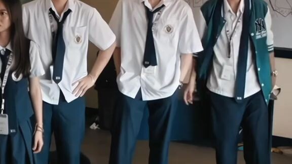 yuris pogi