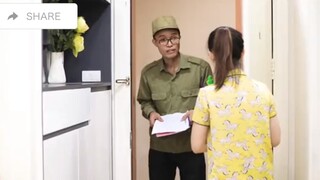 Cừoi rụng rốn với màn kê khai