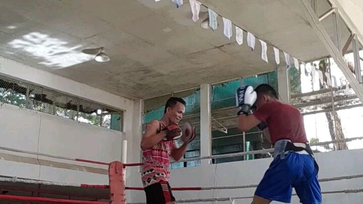 #part03#boxingtraining#boxingmitts#boxing#speed#power#skills#pakifollowguystnx