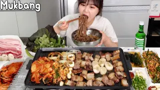 집에서 삼겹살, 관자 삼합에 가볍게 꿀주 한잔~🍻 볶음밥으로 마무리 먹방!! | Korean Grilled SAMGYEOPSAL Mukbang