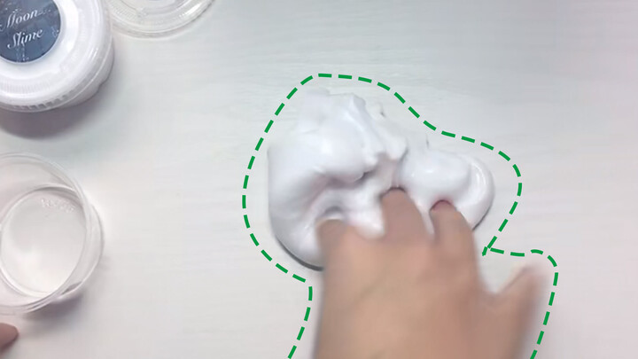 Slime yang dibiarkan sebulan teksturnya berubah? Nyaman -Moon Slime