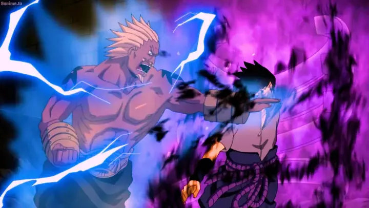Sasuke's Susanoo fully formed, pushing Raikage to be on the verge of death