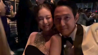 Lee Jung Jae cập nhật về JENNIE