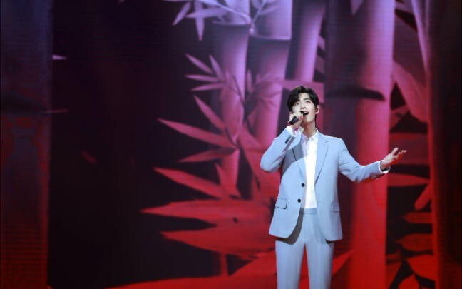 [Xiao Zhan] Singing "Bamboo and Rock" in the International Nurses Day special program! Paying tribut