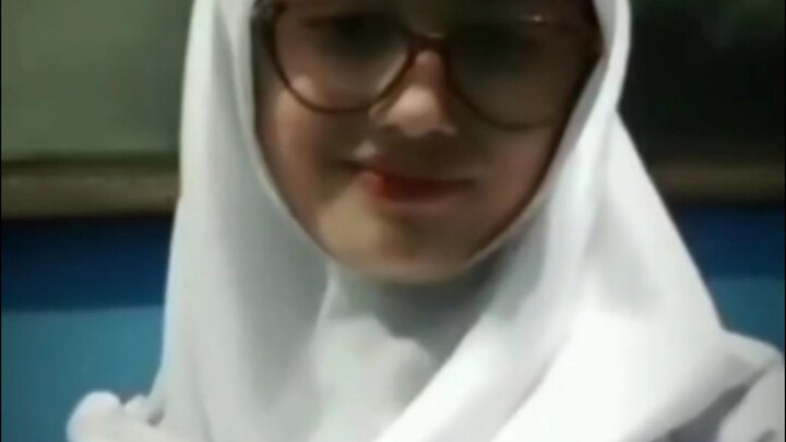 hijab smp viral