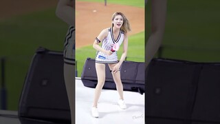 [4K] 각선미 끝판왕 이진 치어리더 직캠 Lee Jin Cheerleader fancam LG트윈스 230517