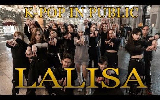 [Cover] Gadis Rusia Menarikan LISA - LALISA di jalanan