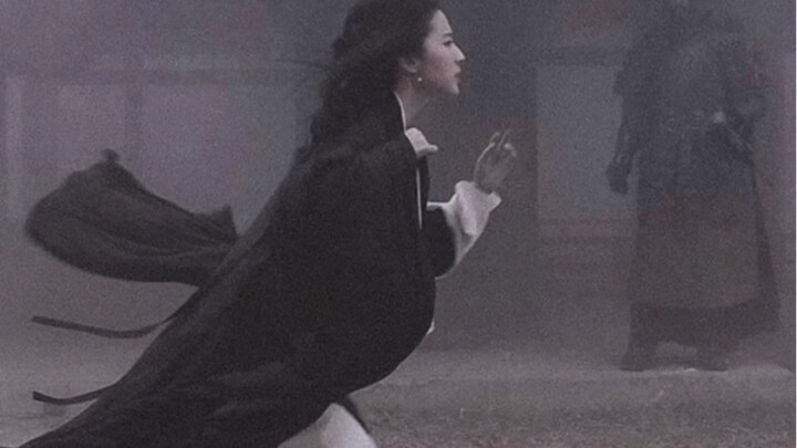 Bai Kefei runs like a big stupid goose