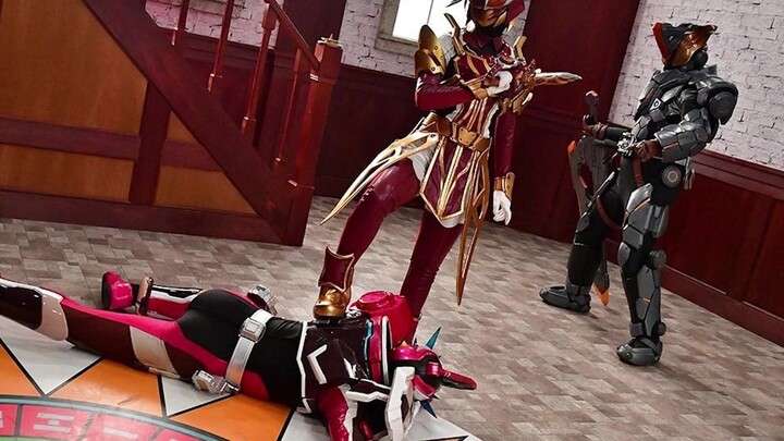 Kamen Rider Blade Episode 25 "Assassin Merah Sejati Penuh Asap"