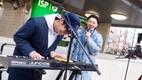 Seorang teman yang menyanyikan "Zou" di jalanan Jepang selama seminggu.