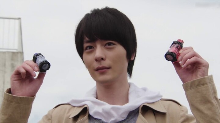 You thought I was Build? Actually I am Wuild! Henshin! Race Skeleton! Uncle card!