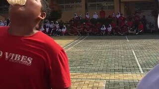 lomba makan kerupuk Smp negri 3 cilegon