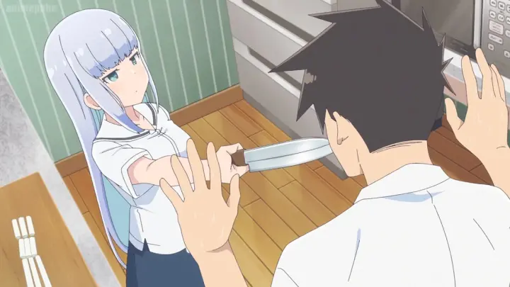 Raidou was threatened with slashing with a Japanese sword  [ Aharen-san wa Hakarenai ]