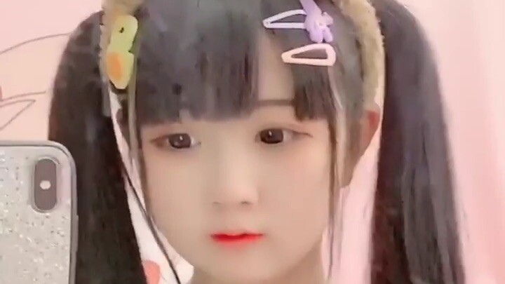 -Tidak- Loli satu ini terlalu Imut 🥰