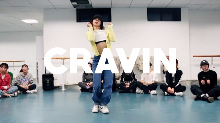 ท่าเต้น "Cravin" Cheshir ของ Lisa/กับเพื่อนร่วมชั้นจากมหาวิทยาลัยโพลีเทคนิค