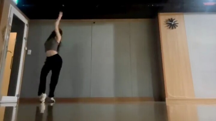 I just like to see some great main dancers make difficult dances look easy.