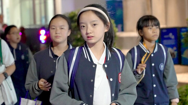4K | Hãy rời khỏi trường học của bạn và lần sau tôi sẽ chụp ảnh! | Trường THCS Hồng Phàm số 8