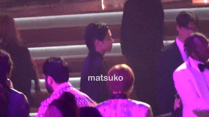 BTS AWARDS AT GRAMMY, TAEHYUNG FANCAM WITH LADY GAGA