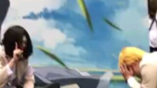 [Reiner, why was my mother eaten by a giant that day! ] Reiner:??????