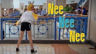 Nee Nee Nee at Metrocon 2022 - Kagamine Rin Cosplay Dance - ねえねえねえ。