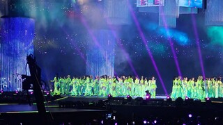 2024mama自认全场开麦声音最大的gidle 三星拍摄用了麦克风后置 只能说现场更大声 神一般压制