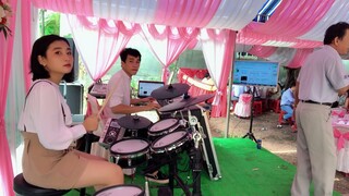 Nghe bài này lại muốn đi đánh nhạc cưới quá cả nhà | NiNi Drum