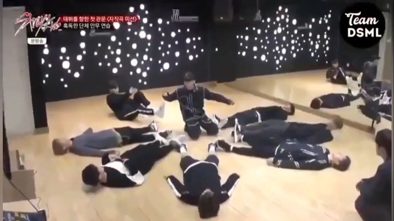 Stray kids survival show ep 1 eng discount sub