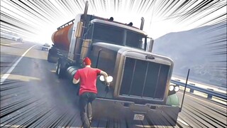 Big Entrances & Car Crashes!!! (GTA V Funny Moments)