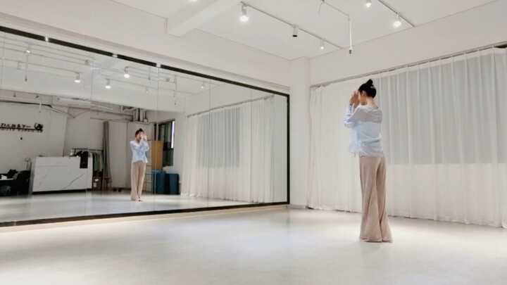 Những người mất tích đã trở về~ Trước giờ học, tôi đột nhiên nhớ ra mình vẫn còn nhiều bài tập phải 