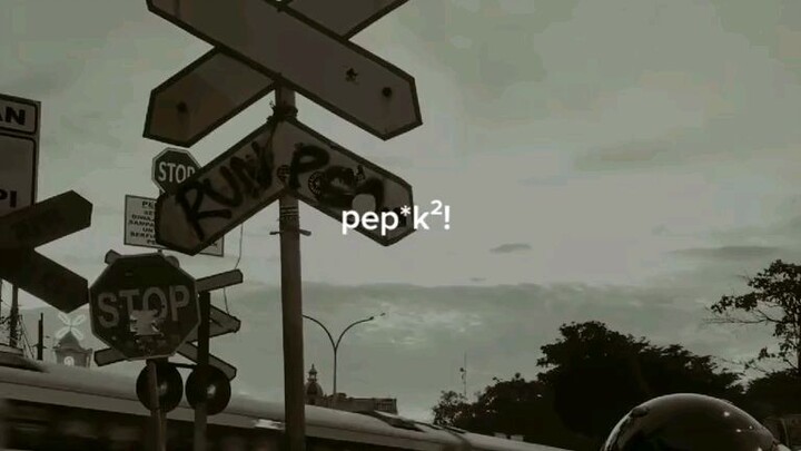 🗿