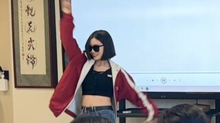 研究生科室年会，给导师亿点点i人变e的震撼