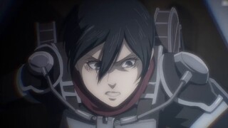 With the help of Mikasa, Eren successfully defeated the Warhammer Titan, but was attacked by the Jaw