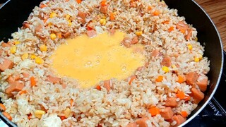 SIMPLE AND EASY RECIPE OF  FRIED RICE / LEFT OVER RICE RECIPE / HOW TO MAKE FRIED RICE / CHUBBYTITTA