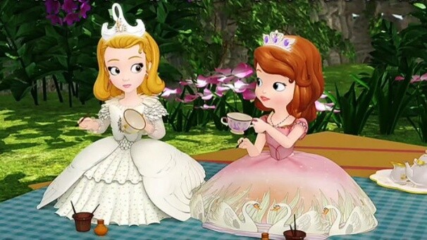 Váy thiên nga của Amber và Sophia đẹp quá #小 công chúa sophia #summercrit#công chúa nhỏ sophia công 