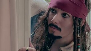 Cái gì? Thuyền trưởng Jack Sparrow đấu với Snape?