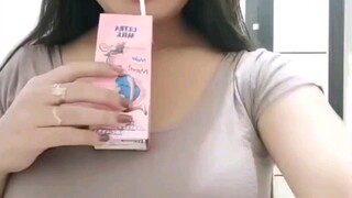 udah punya sendiri ukuran gede malah minum milo yang kecil🍑