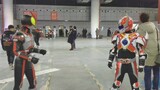 [Comic Con] Dance Battle Decade VS Armor Hero XT