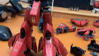 The alloy Sazabi frame of the point factory almost ruined my set of Bandai MG Sazabi